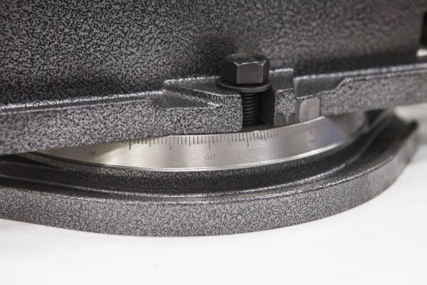 Тиски станочные Stalex QM16160